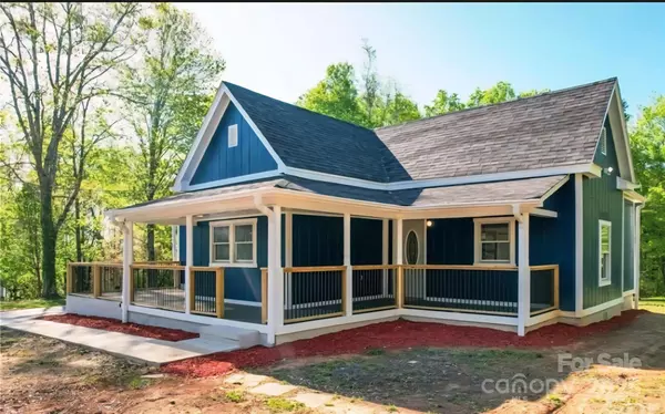 1359 Delwood DR, Lenoir, NC 28645