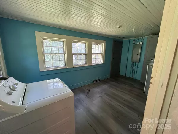 Albemarle, NC 28001,125 Carpenter AVE