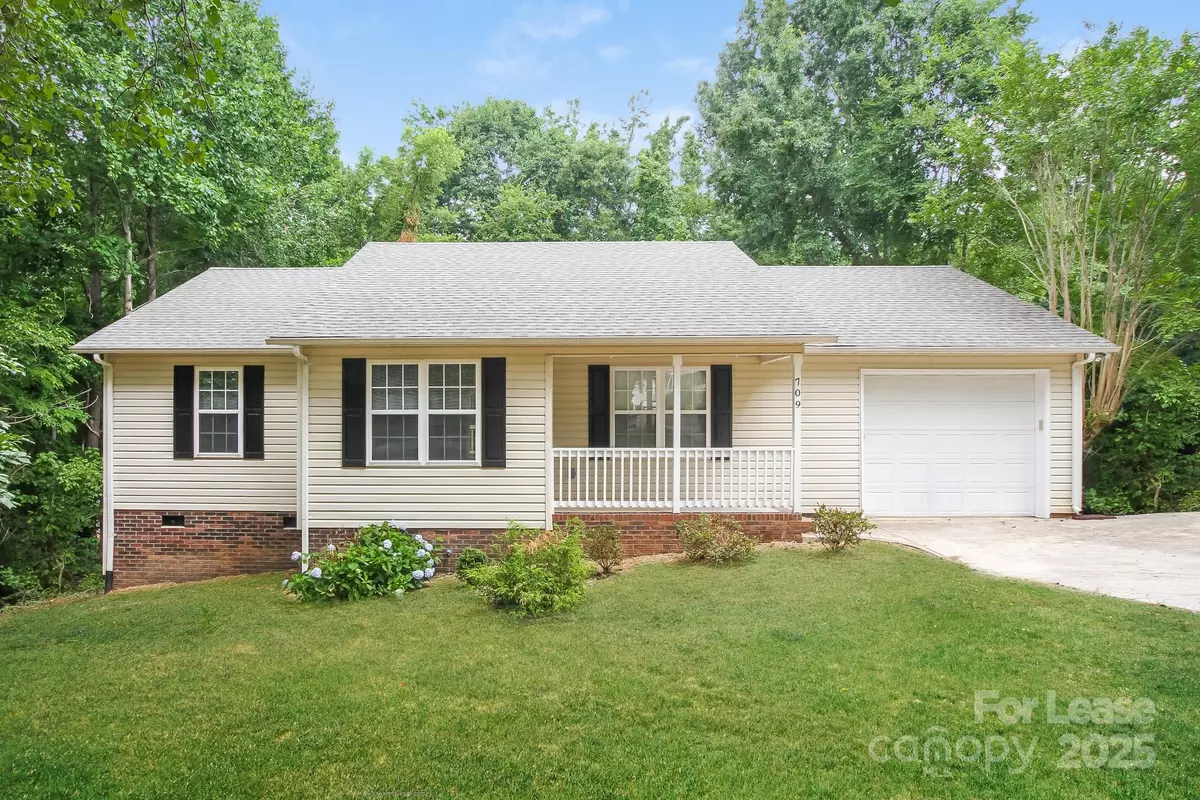 Concord, NC 28025,709 Firecrest ST SE