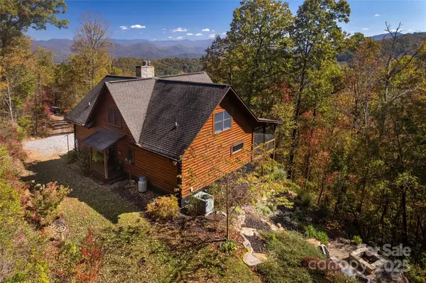 Sylva, NC 28779,905 Jay Bird DR