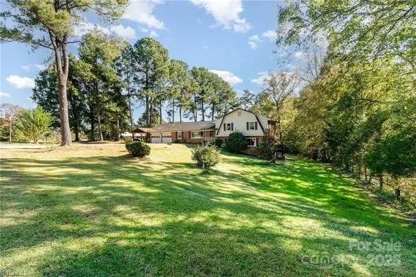 Greensboro, NC 27407,5217 Overlea DR