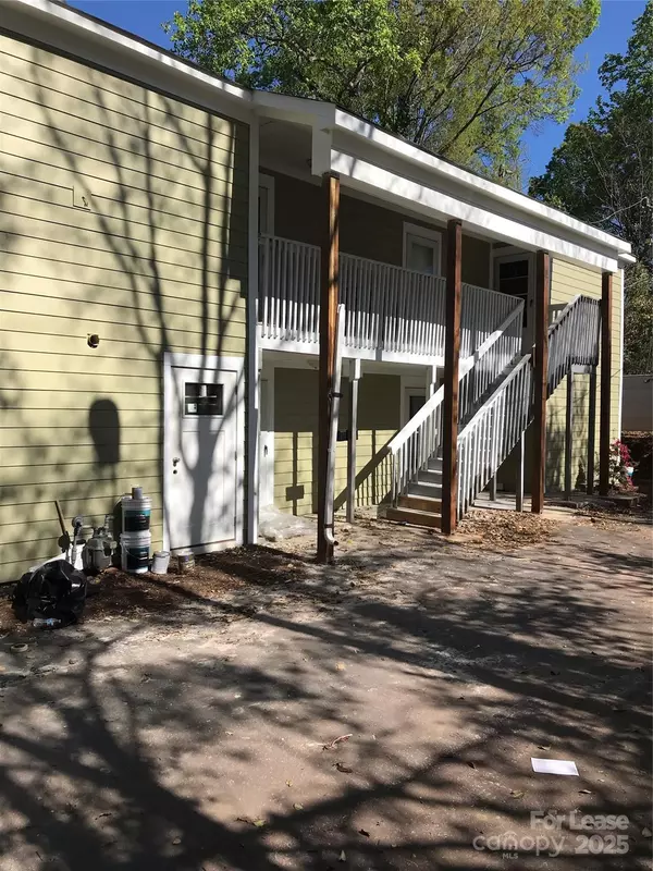 Charlotte, NC 28205,3805 Miriam DR #8