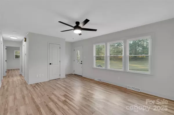 Lincolnton, NC 28092,1433 Poovey Hill LN