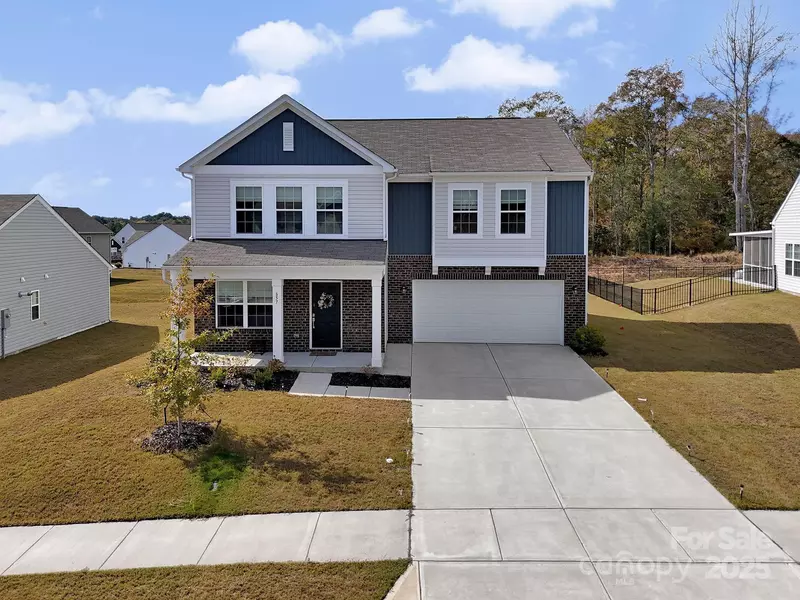 657 Mile Creek RD, Edgemoor, SC 29712