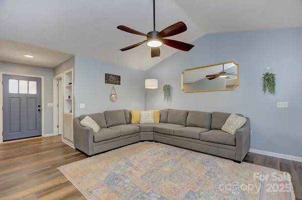 Stanley, NC 28164,327 Robert Keever RD