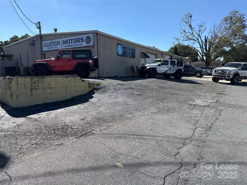 1905 W Roosevelt BLVD, Monroe, NC 28110