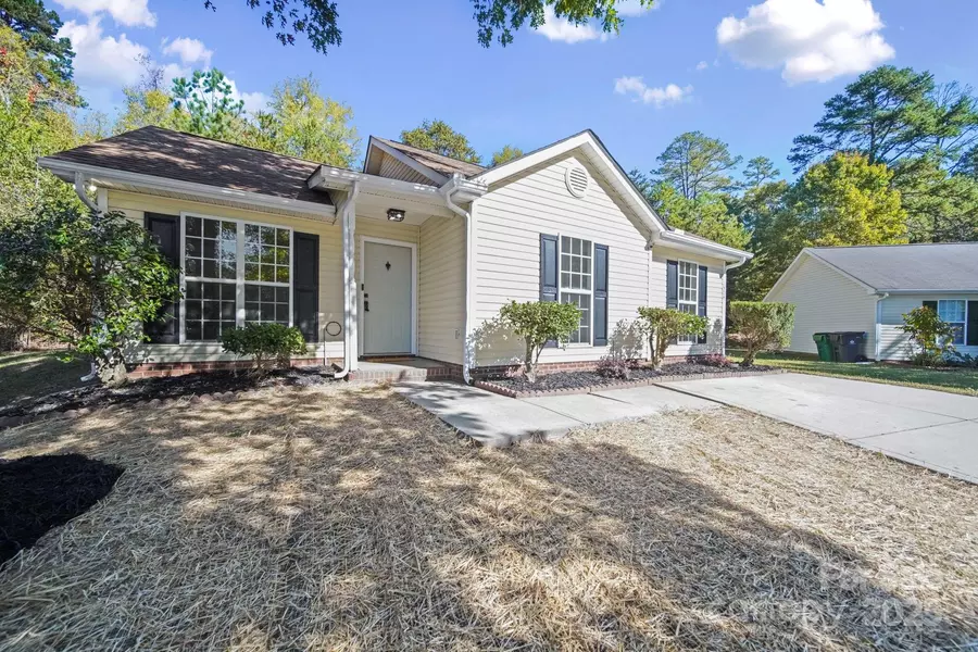 1504 Bear Brook DR, Charlotte, NC 28214