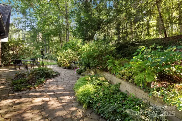 Arden, NC 28704,18 Brook Forest DR