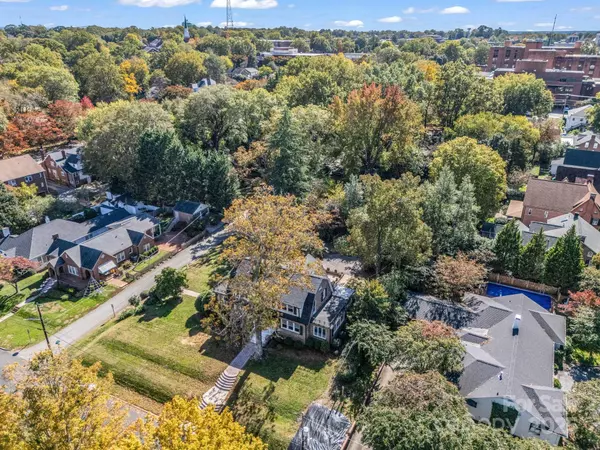 Hickory, NC 28601,20 6th AVE NE