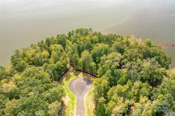 Clover, SC 29710,1222 Great Egret DR #27