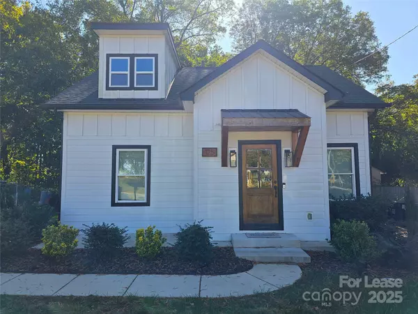 125 Todd DR NW, Concord, NC 28025