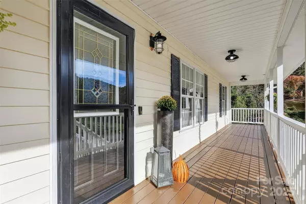 Weaverville, NC 28787,3 Carissa DR