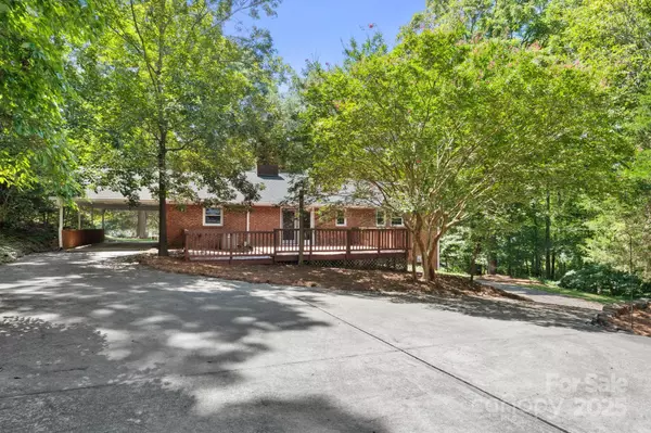 Mocksville, NC 27028,241 W Church ST