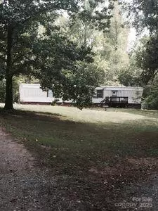 150 Heatherwood CT, Clover, SC 29710