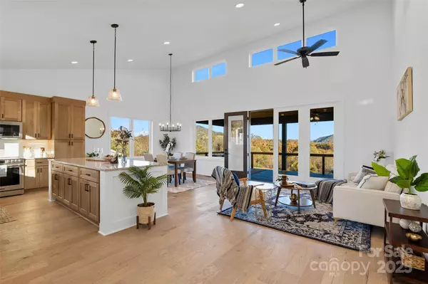 Canton, NC 28716,872 Newfound RD