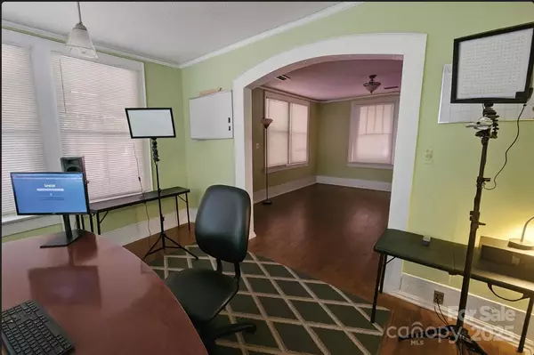 Columbia, SC 29203,5105 N Main ST