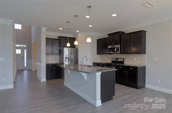 Statesville, NC 28677,118 Margo LN