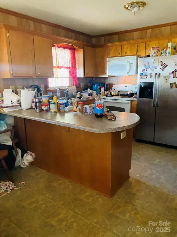 Shelby, NC 28150,1207 Scenic DR