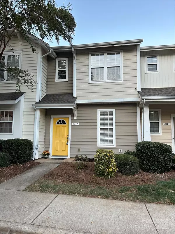 5037 Sunset Ridge CT, Charlotte, NC 28269