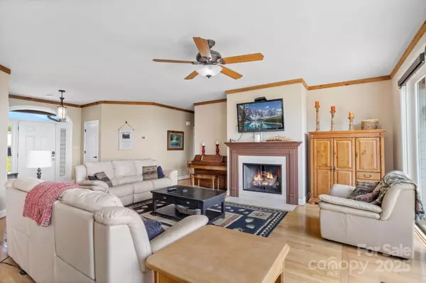 Beech Mountain, NC 28604,224 Elderberry Ridge RD