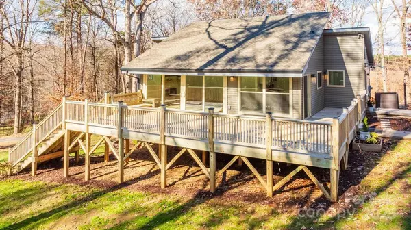 Sherrills Ford, NC 28673,2106 Lynmore DR