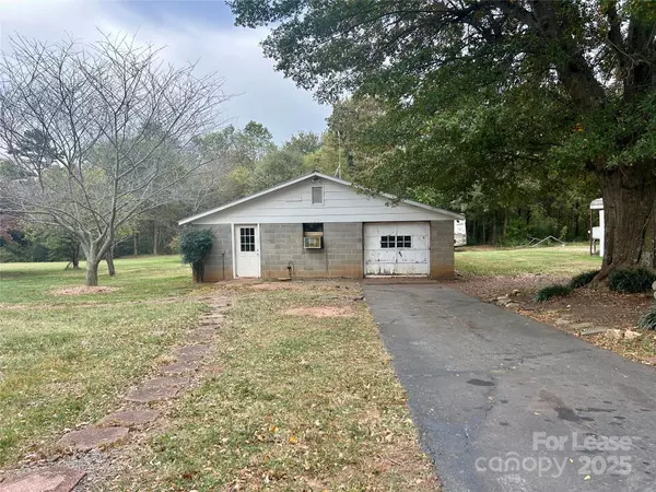 Lincolnton, NC 28092,234 Alf Hoover RD
