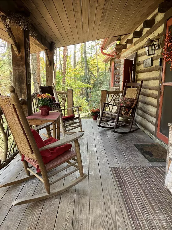 Waynesville, NC 28785,12 Victoria Rose LN