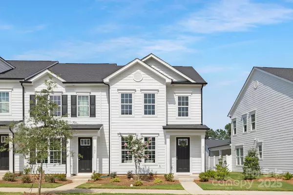 7009 Antigo DR #01, Huntersville, NC 28078