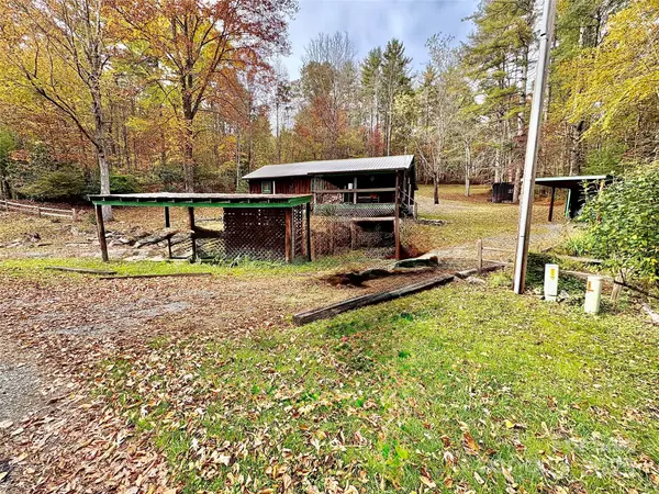 Brevard, NC 28712,875 Carson Creek RD