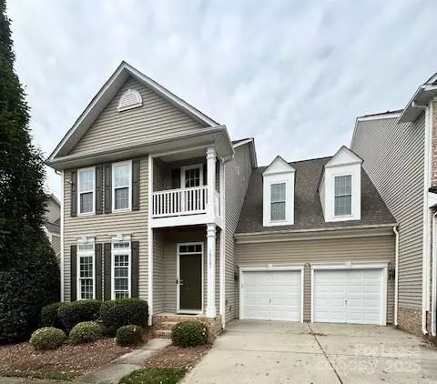 10301 Linksland DR, Huntersville, NC 28078