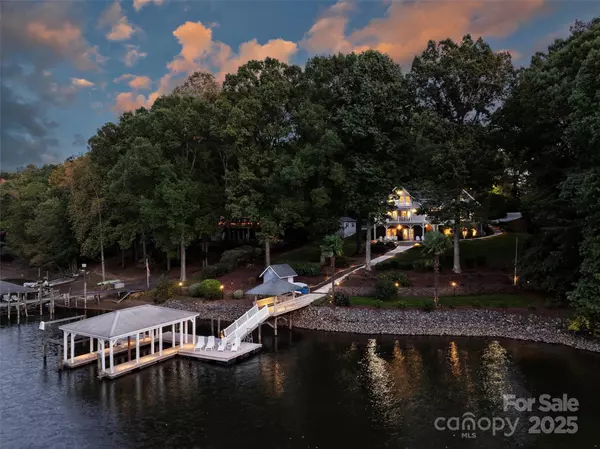 Mooresville, NC 28117,192 Greenbay RD