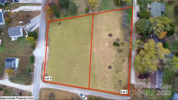 Hendersonville, NC 28792,99999 Bradshaw AVE #3