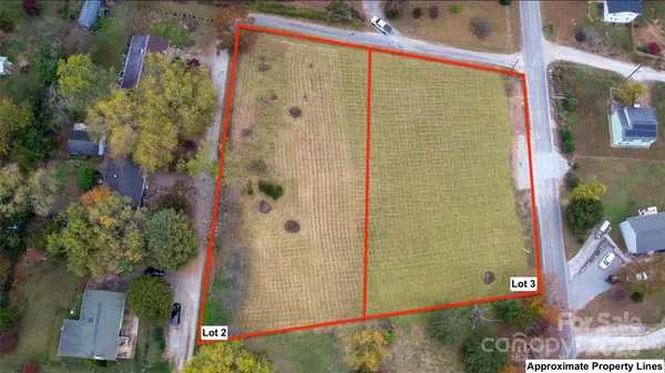 Hendersonville, NC 28792,99999 Beaucrest DR #2