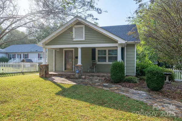 Charlotte, NC 28269,5900 Peach ST