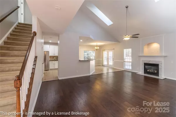 Charlotte, NC 28270,4033 Raven Rock CT