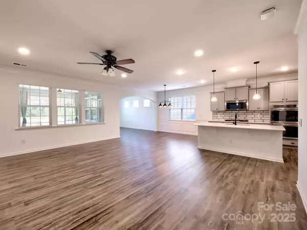 Huntersville, NC 28078,14241 Hugh Dixon WAY