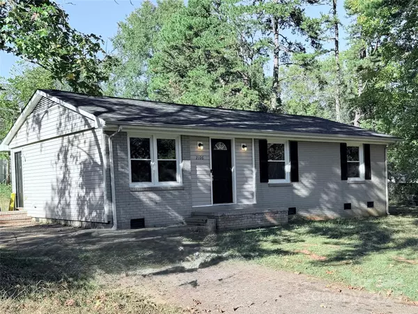 Kings Mountain, NC 28086,2106 Loblolly LN