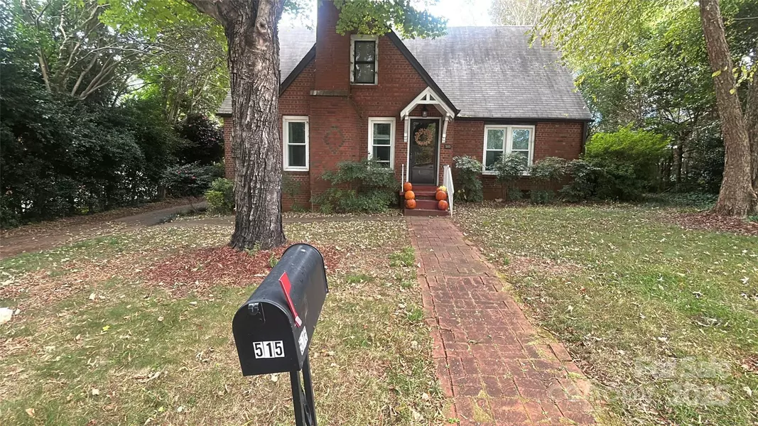 515 S Ashe AVE, Newton, NC 28658