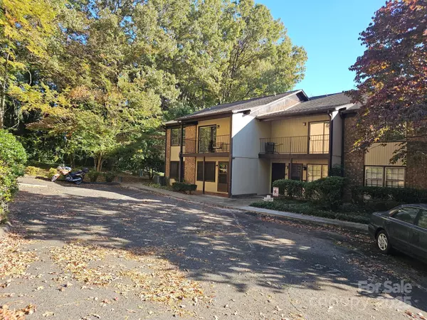 Gastonia, NC 28054,849 Nottingham DR #63