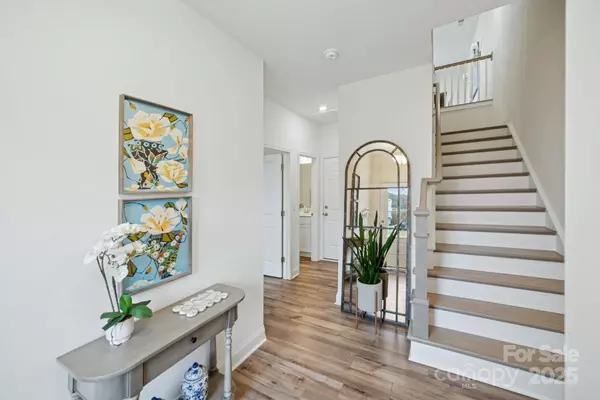 Charlotte, NC 28211,2318 Magnolia Blossom WAY