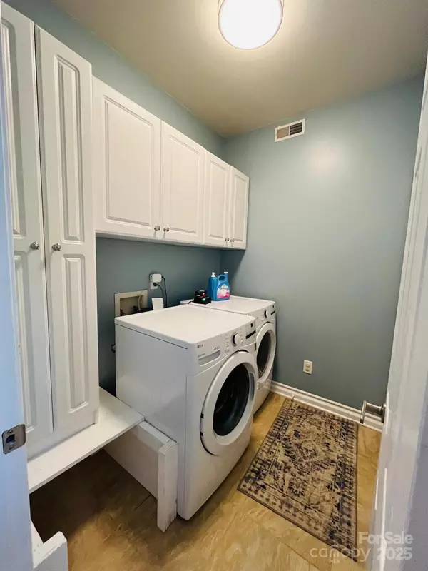 Charlotte, NC 28278,10759 Big Bear DR