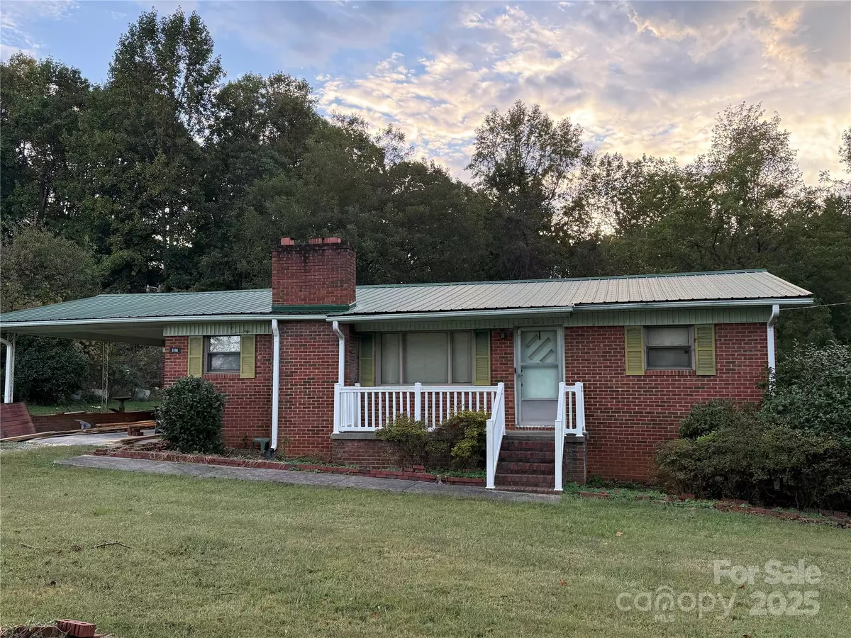 Cleveland, NC 27013,696 Triplett RD