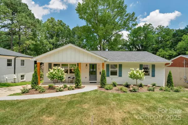 Charlotte, NC 28205,215 Wyanoke AVE