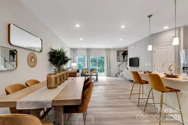 Charlotte, NC 28269,7008 Bentz ST