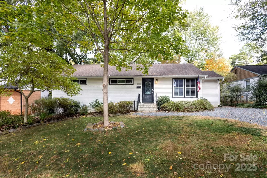 5009 Baylor DR, Charlotte, NC 28211