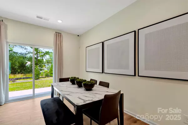 Charlotte, NC 28269,7012 Bentz ST