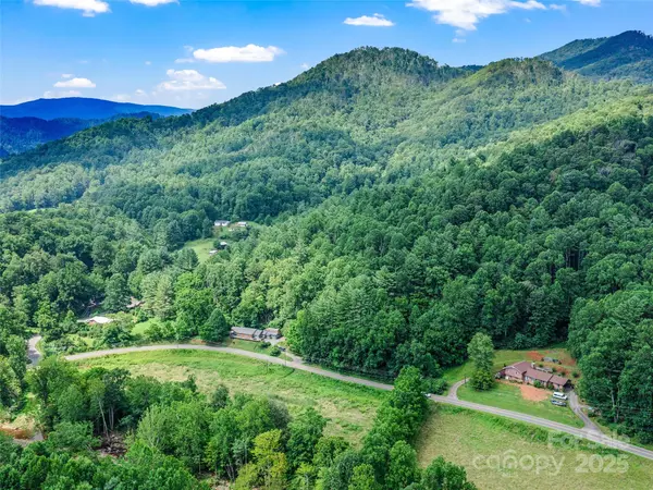 Bakersville, NC 28705,3477 Cane Creek RD