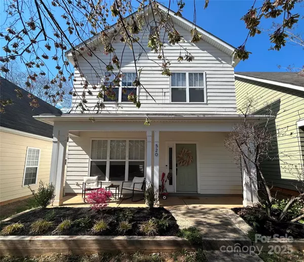 520 Catawba AVE, Davidson, NC 28036