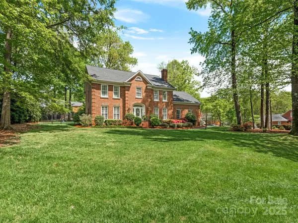 Charlotte, NC 28210,9908 Chatham Oaks TRL