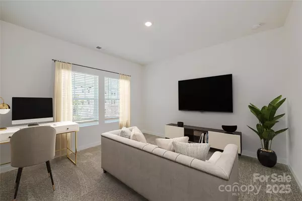 Fort Mill, SC 29708,123 Kona LN